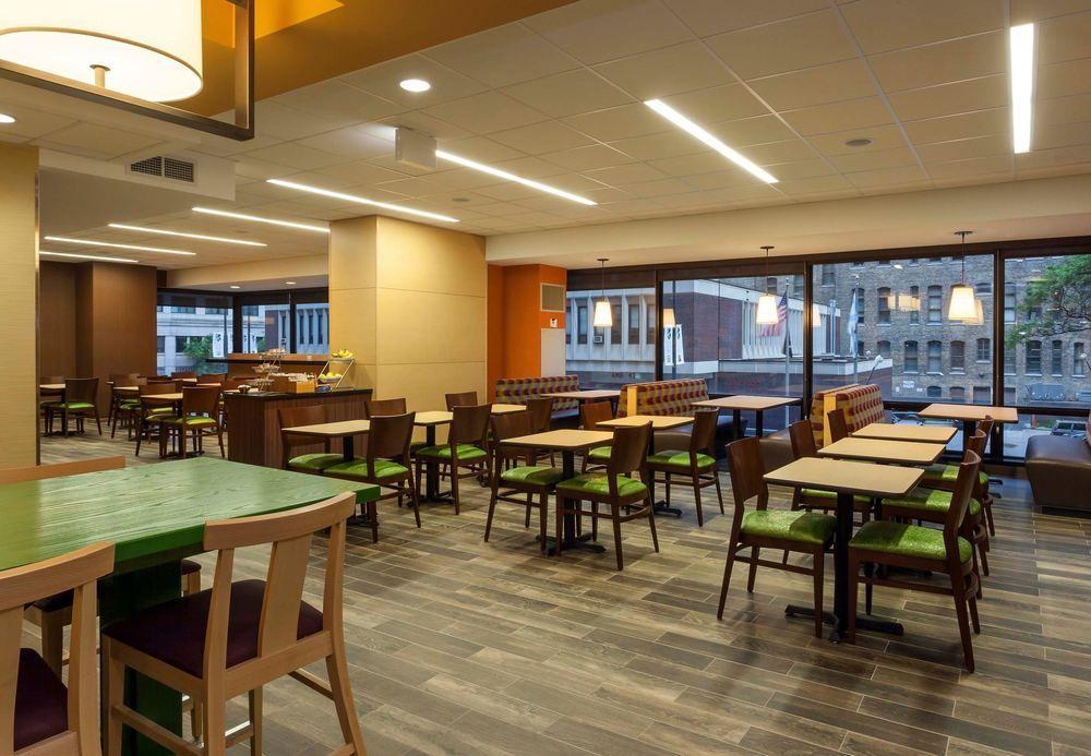 Fairfield Inn And Suites Chicago Downtown-River North Εξωτερικό φωτογραφία