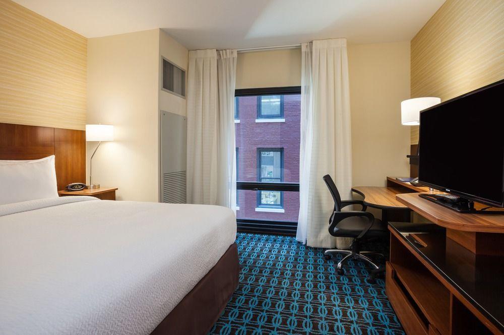 Fairfield Inn And Suites Chicago Downtown-River North Εξωτερικό φωτογραφία