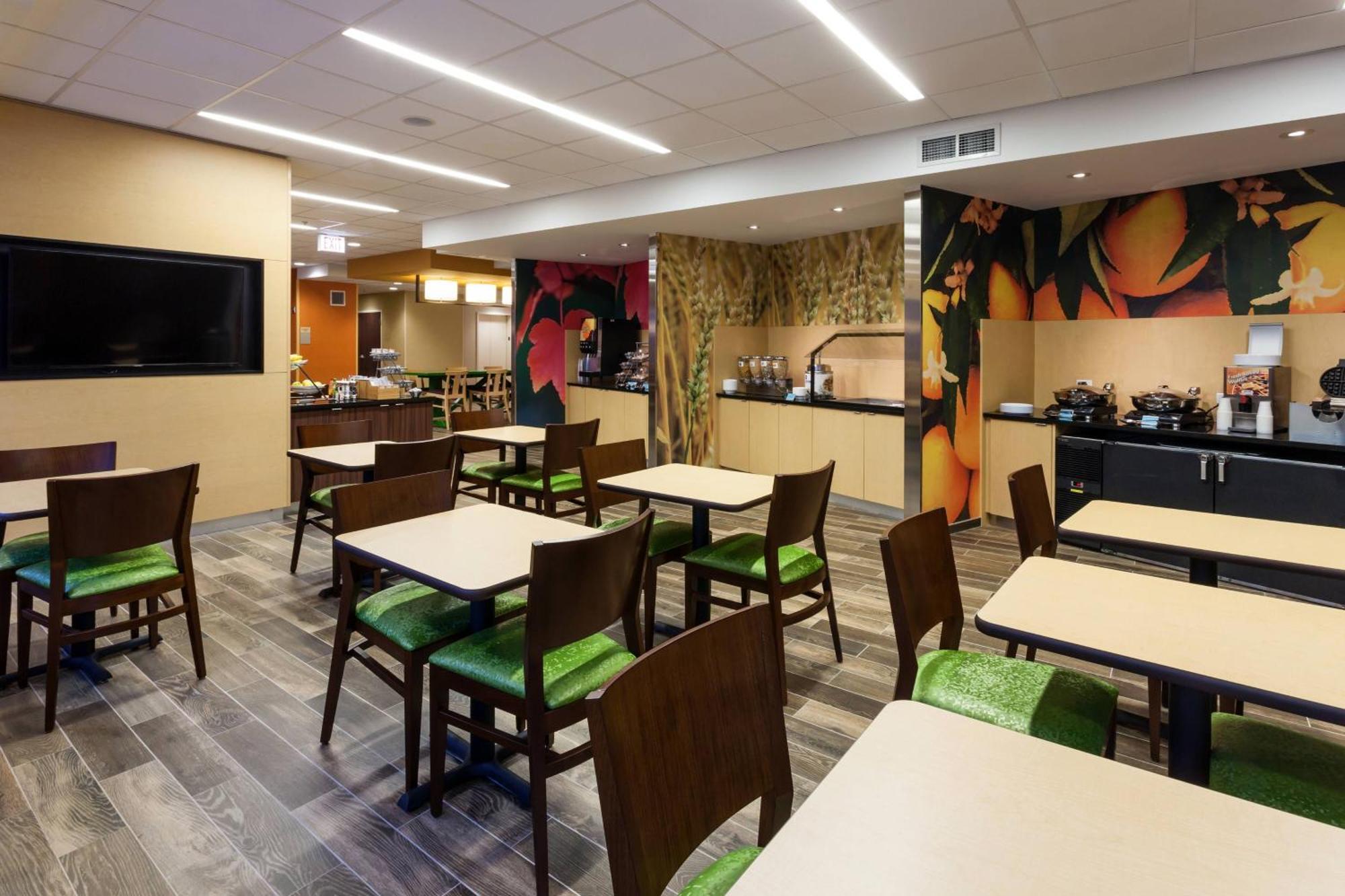 Fairfield Inn And Suites Chicago Downtown-River North Εξωτερικό φωτογραφία