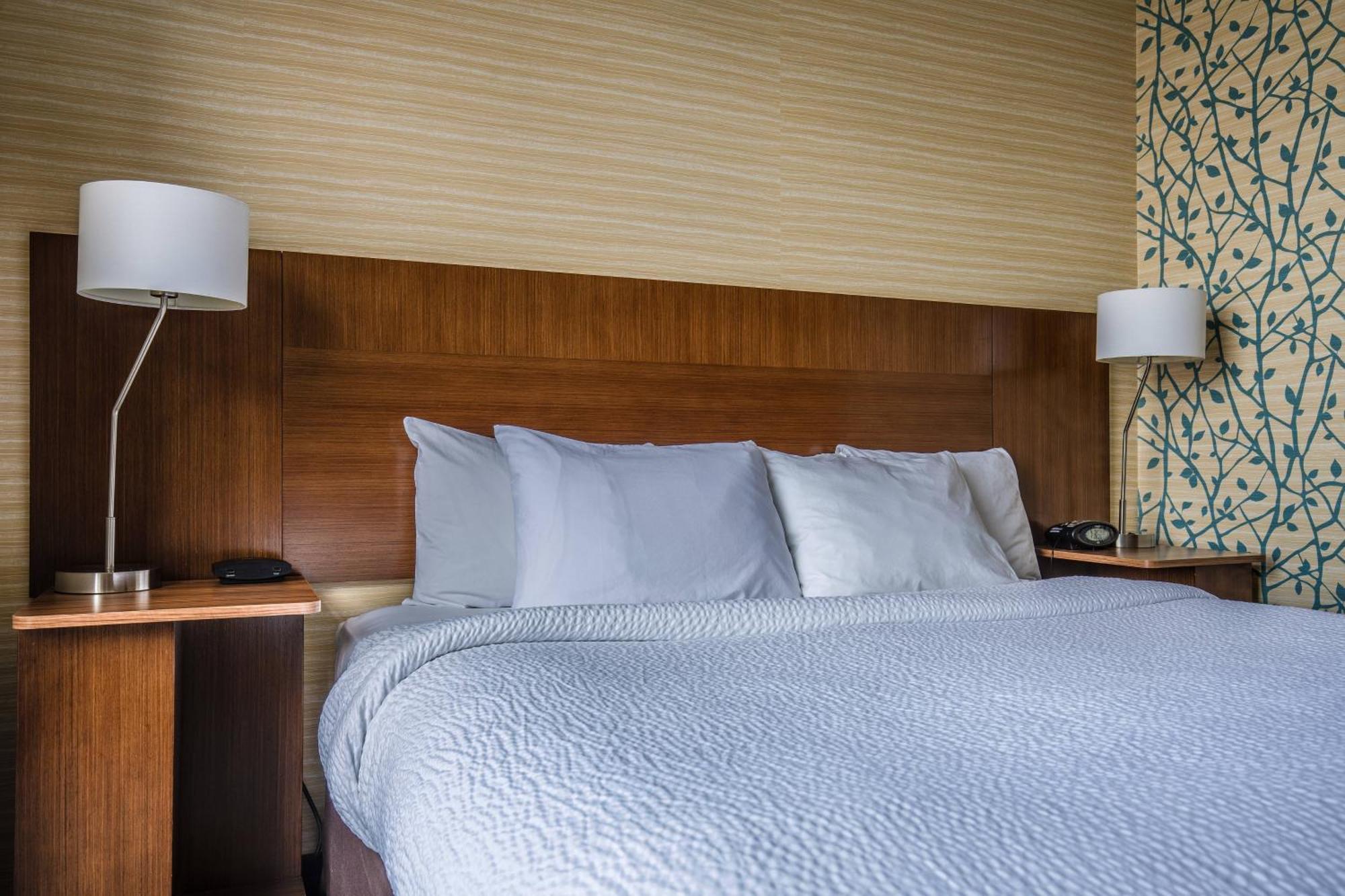 Fairfield Inn And Suites Chicago Downtown-River North Εξωτερικό φωτογραφία