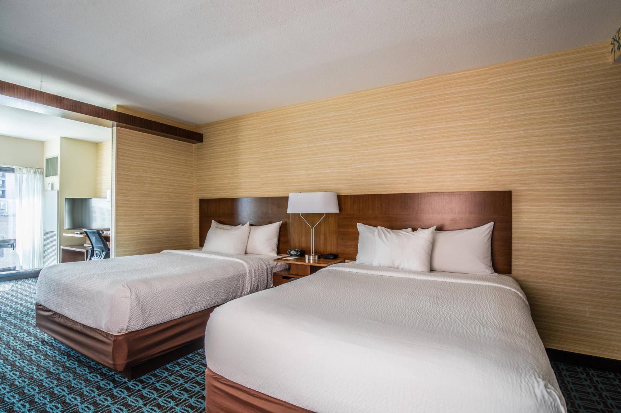 Fairfield Inn And Suites Chicago Downtown-River North Εξωτερικό φωτογραφία