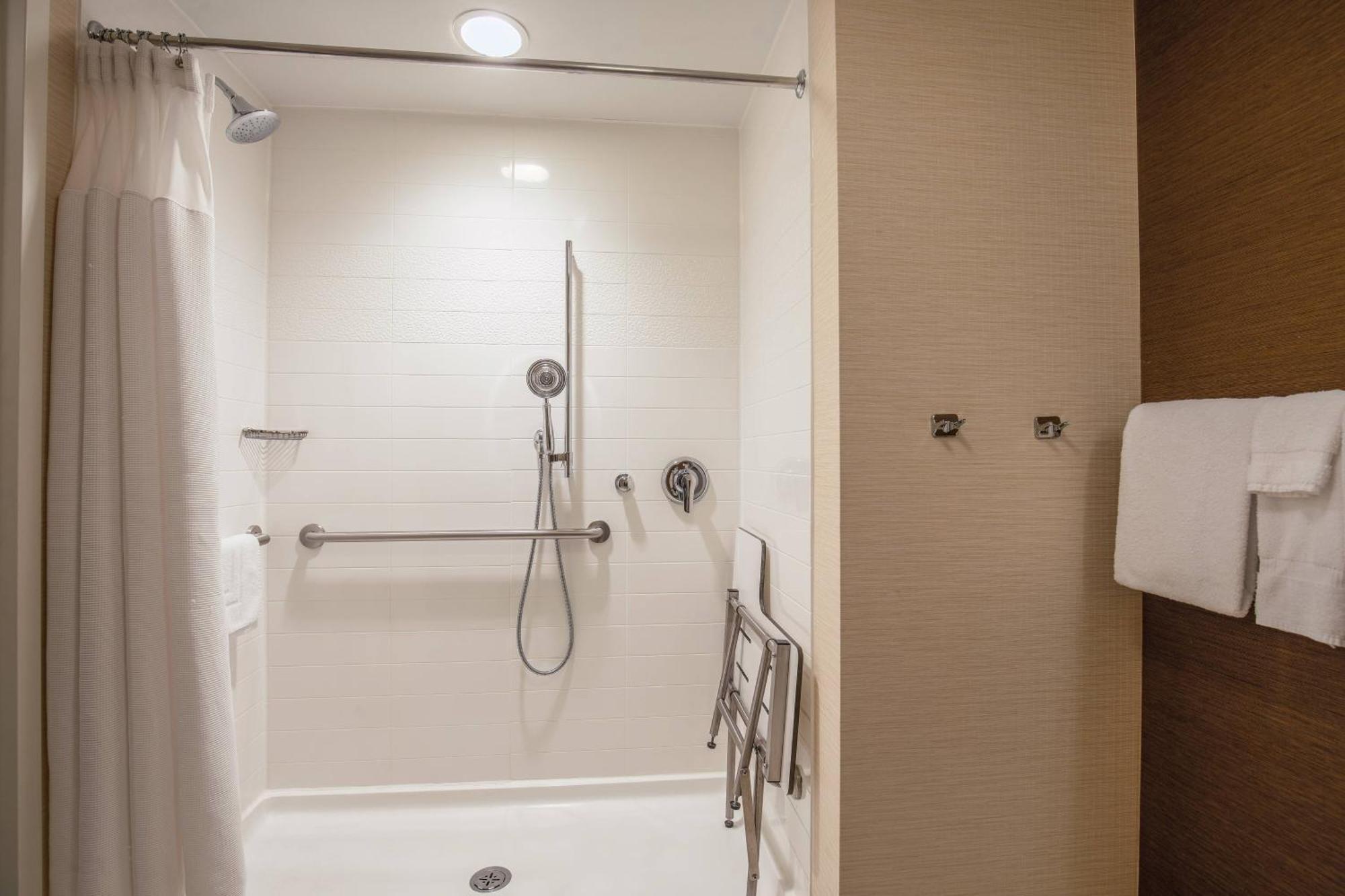 Fairfield Inn And Suites Chicago Downtown-River North Εξωτερικό φωτογραφία
