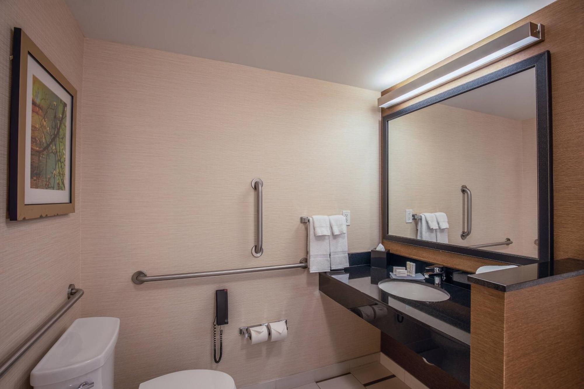 Fairfield Inn And Suites Chicago Downtown-River North Εξωτερικό φωτογραφία