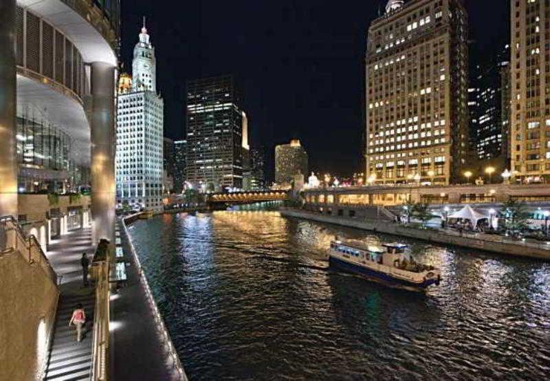 Fairfield Inn And Suites Chicago Downtown-River North Εξωτερικό φωτογραφία
