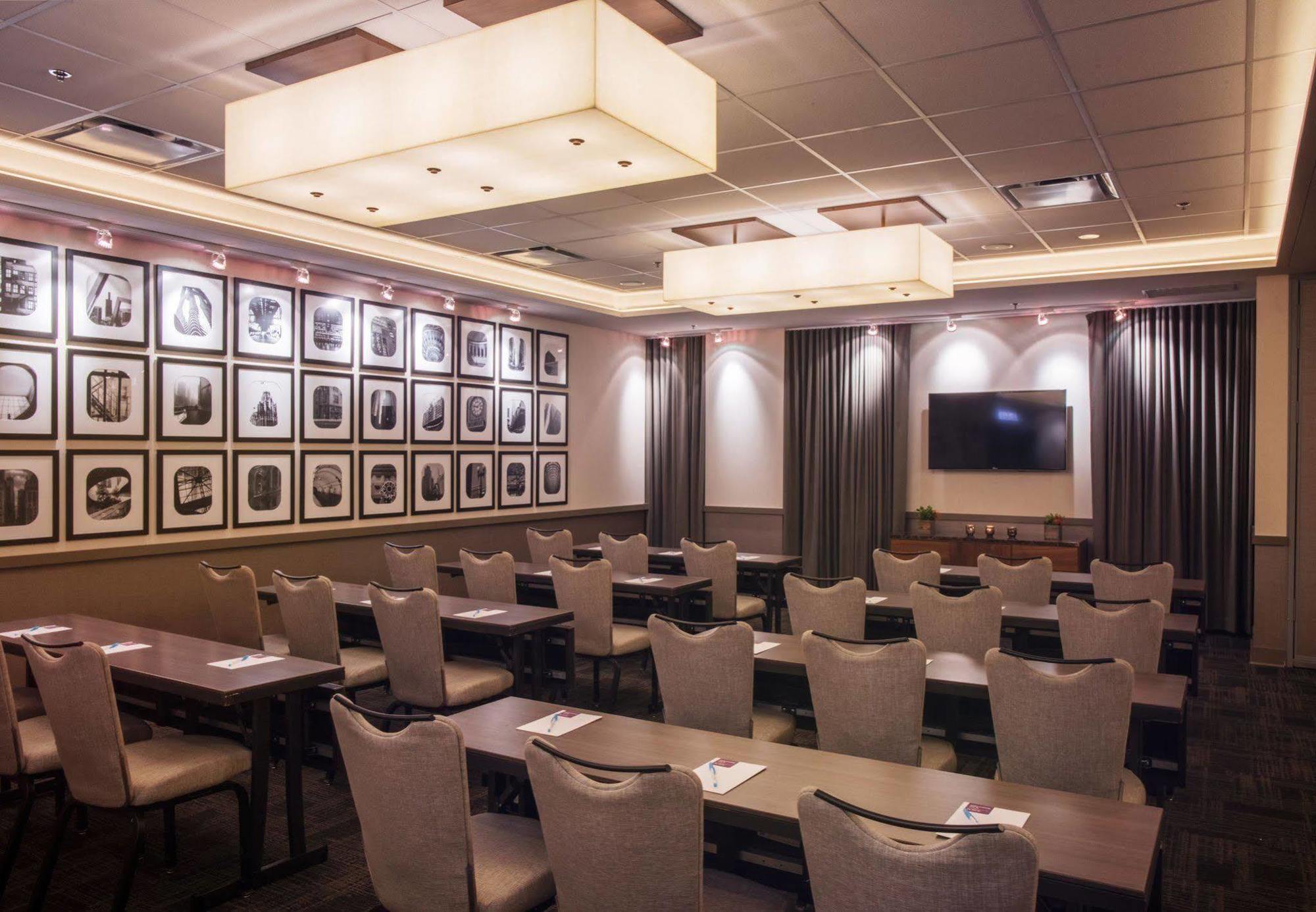 Fairfield Inn And Suites Chicago Downtown-River North Εξωτερικό φωτογραφία